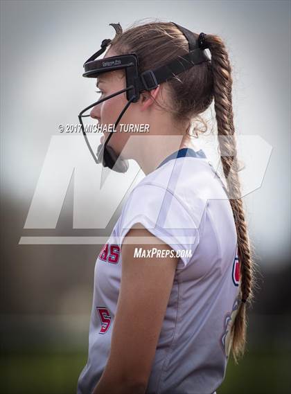 Thumbnail 1 in Las Plumas vs. Pleasant Valley photogallery.