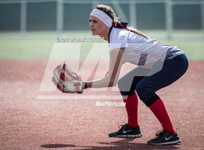 Thumbnail 3 in Las Plumas vs. Pleasant Valley photogallery.