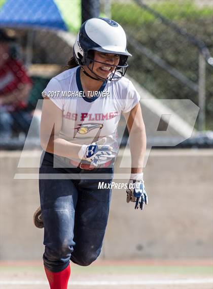 Thumbnail 2 in Las Plumas vs. Pleasant Valley photogallery.