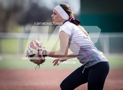 Thumbnail 1 in Las Plumas vs. Pleasant Valley photogallery.
