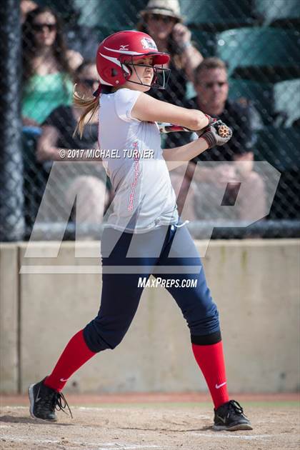 Thumbnail 2 in Las Plumas vs. Pleasant Valley photogallery.