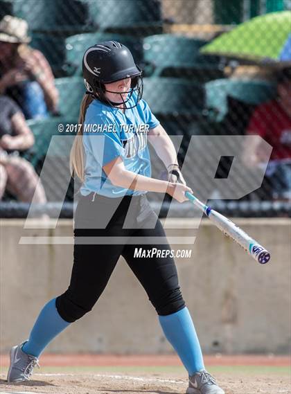 Thumbnail 3 in Las Plumas vs. Pleasant Valley photogallery.