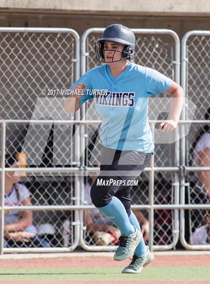 Thumbnail 3 in Las Plumas vs. Pleasant Valley photogallery.