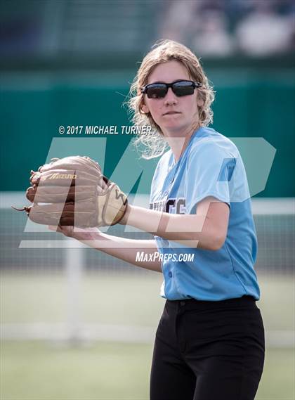 Thumbnail 1 in Las Plumas vs. Pleasant Valley photogallery.
