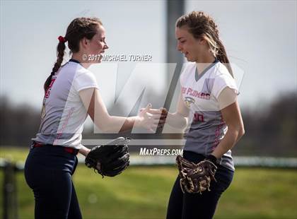 Thumbnail 3 in Las Plumas vs. Pleasant Valley photogallery.