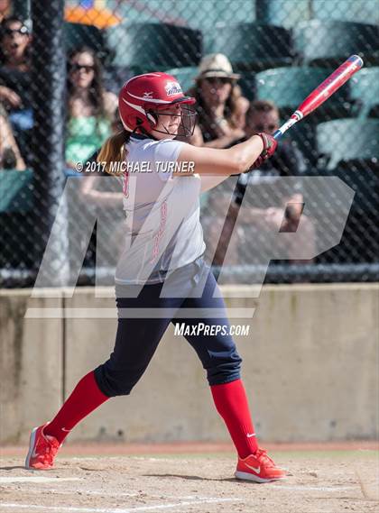 Thumbnail 3 in Las Plumas vs. Pleasant Valley photogallery.