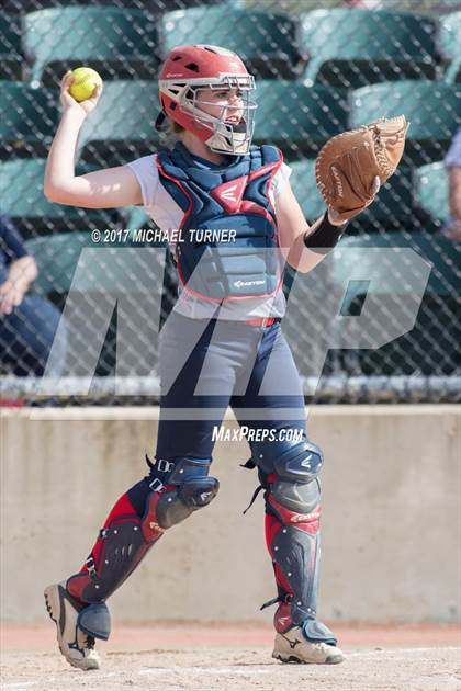 Thumbnail 2 in Las Plumas vs. Pleasant Valley photogallery.