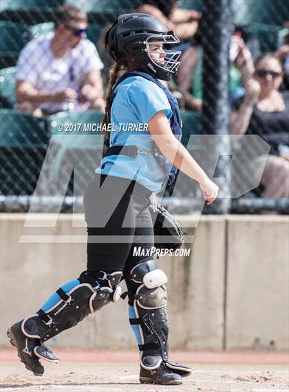 Thumbnail 3 in Las Plumas vs. Pleasant Valley photogallery.