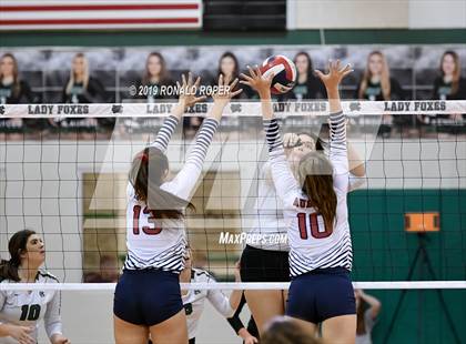 Thumbnail 3 in Aubrey @ Caddo Mills photogallery.