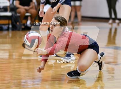 Thumbnail 1 in Aubrey @ Caddo Mills photogallery.