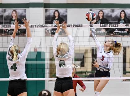 Thumbnail 3 in Aubrey @ Caddo Mills photogallery.