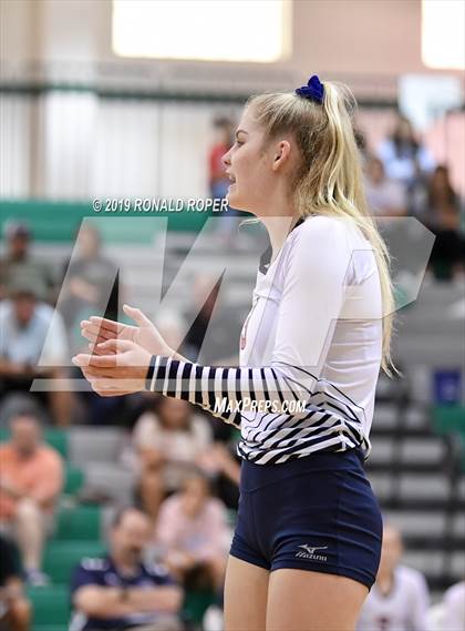 Thumbnail 3 in Aubrey @ Caddo Mills photogallery.
