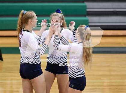 Thumbnail 1 in Aubrey @ Caddo Mills photogallery.