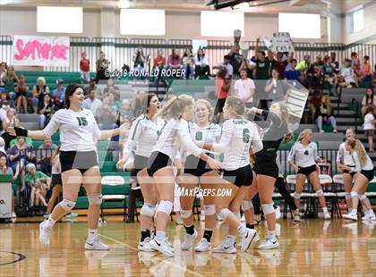 Thumbnail 1 in Aubrey @ Caddo Mills photogallery.