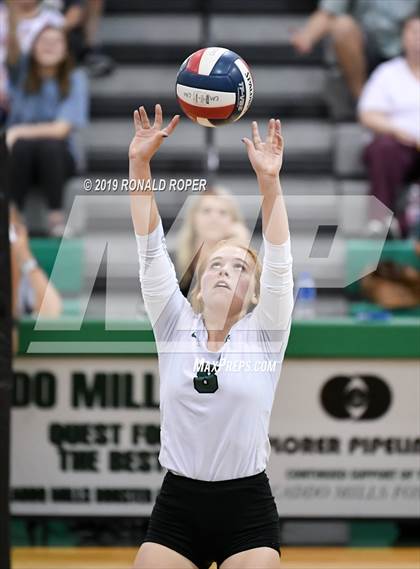 Thumbnail 3 in Aubrey @ Caddo Mills photogallery.