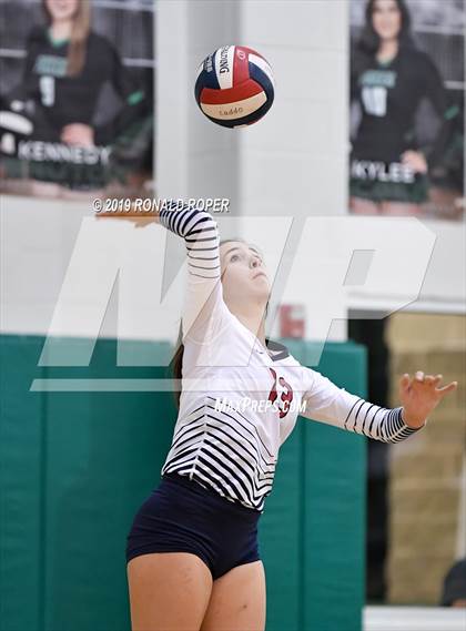 Thumbnail 1 in Aubrey @ Caddo Mills photogallery.