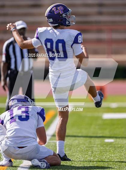 Thumbnail 3 in Lufkin vs. Westbury (UIL Football 5A D1 Bi-District) photogallery.
