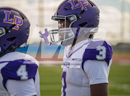 Thumbnail 2 in Lufkin vs. Westbury (UIL Football 5A D1 Bi-District) photogallery.
