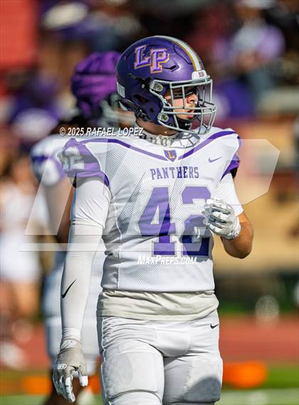 Thumbnail 3 in Lufkin vs. Westbury (UIL Football 5A D1 Bi-District) photogallery.