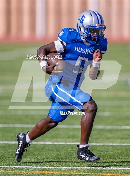 Thumbnail 2 in Lufkin vs. Westbury (UIL Football 5A D1 Bi-District) photogallery.