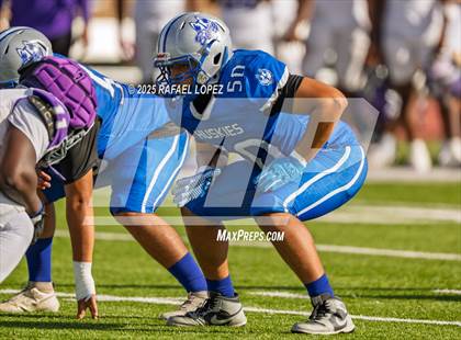 Thumbnail 1 in Lufkin vs. Westbury (UIL 5A D1 Football Bi-District) photogallery.