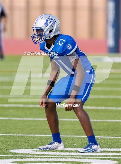 Thumbnail 1 in Lufkin vs. Westbury (UIL Football 5A D1 Bi-District) photogallery.