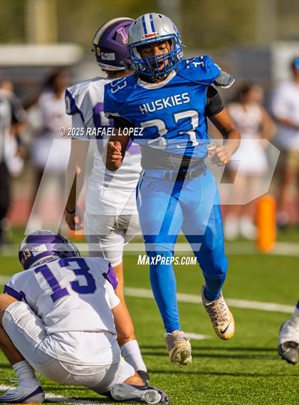 Thumbnail 1 in Lufkin vs. Westbury (UIL Football 5A D1 Bi-District) photogallery.