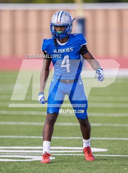 Thumbnail 1 in Lufkin vs. Westbury (UIL 5A D1 Football Bi-District) photogallery.