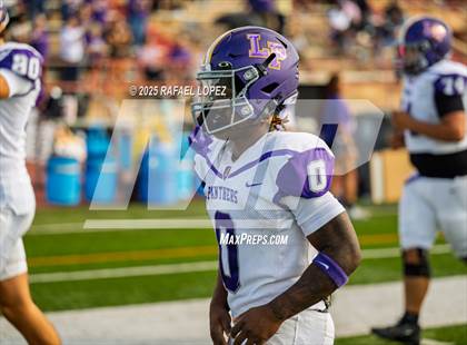 Thumbnail 2 in Lufkin vs. Westbury (UIL Football 5A D1 Bi-District) photogallery.