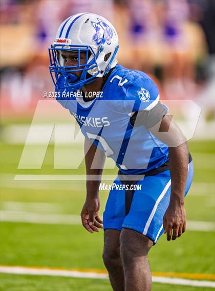 Thumbnail 3 in Lufkin vs. Westbury (UIL 5A D1 Football Bi-District) photogallery.