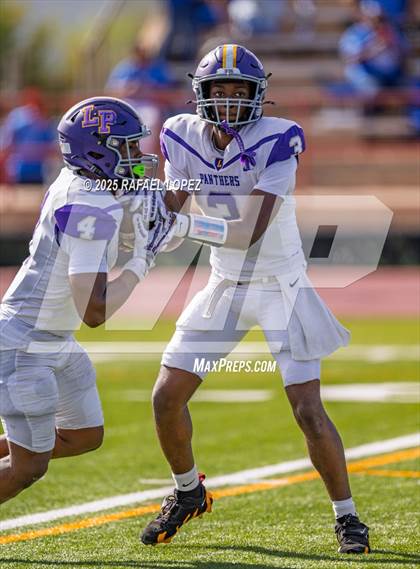 Thumbnail 2 in Lufkin vs. Westbury (UIL 5A D1 Football Bi-District) photogallery.