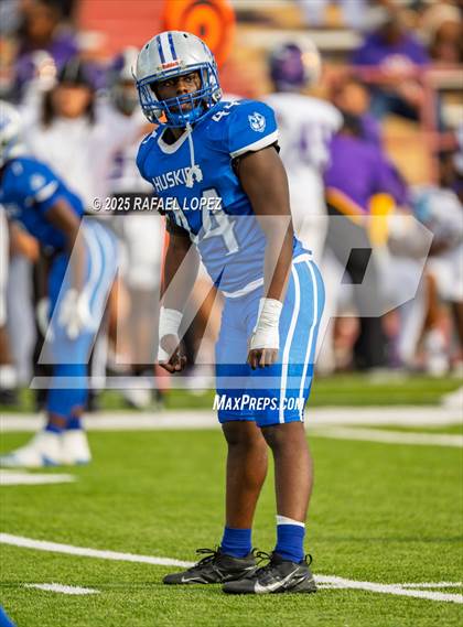 Thumbnail 1 in Lufkin vs. Westbury (UIL Football 5A D1 Bi-District) photogallery.