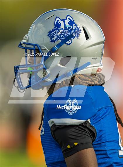 Thumbnail 1 in Lufkin vs. Westbury (UIL Football 5A D1 Bi-District) photogallery.