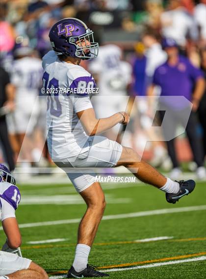 Thumbnail 3 in Lufkin vs. Westbury (UIL 5A D1 Football Bi-District) photogallery.
