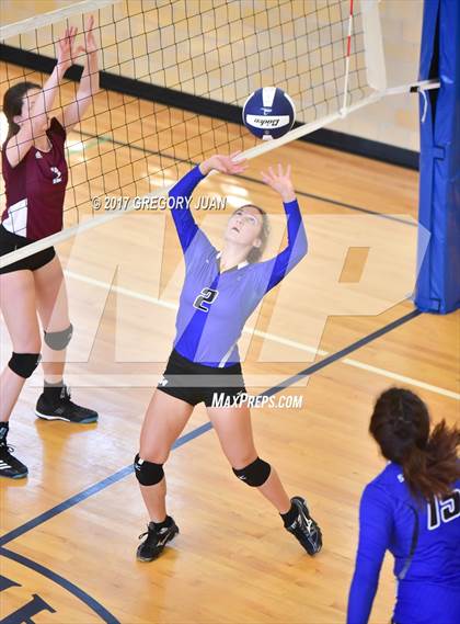 Thumbnail 2 in De La Salle vs St. Scholastica (Catholic League Tournament) photogallery.