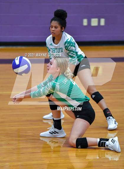 Thumbnail 2 in Tatum @ Hallsville photogallery.
