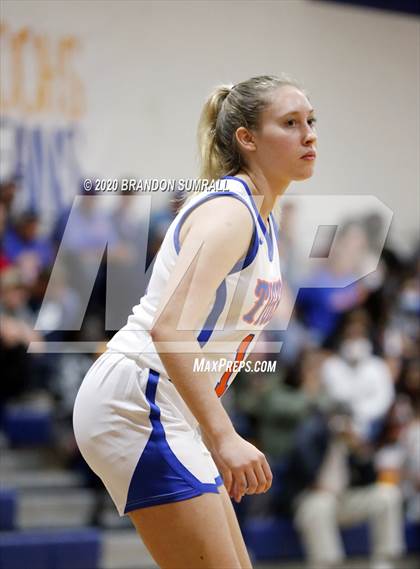 Thumbnail 1 in Jemison @ Chilton County photogallery.