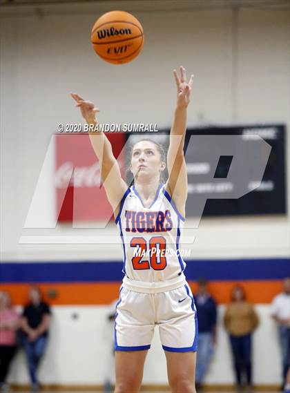 Thumbnail 1 in Jemison @ Chilton County photogallery.