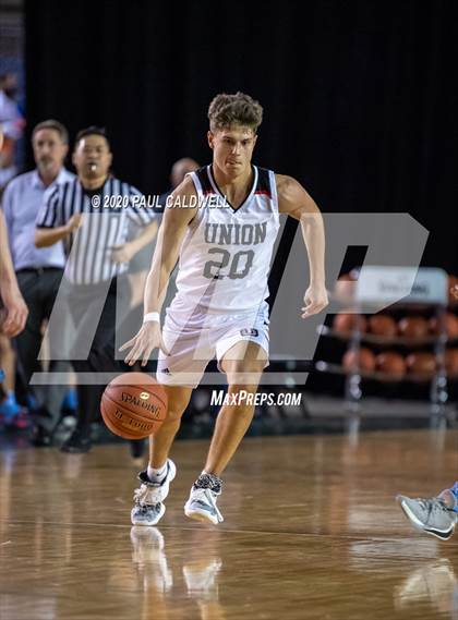 Thumbnail 1 in Central Valley vs. Union (WIAA 4A Semifinal)  photogallery.
