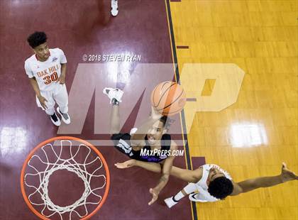 Thumbnail 1 in Oak Hill Academy vs. Garfield (GEICO National Tournament Quarterfinal) photogallery.