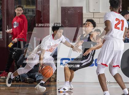 Thumbnail 3 in Oak Hill Academy vs. Garfield (GEICO National Tournament Quarterfinal) photogallery.