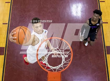 Thumbnail 2 in Oak Hill Academy vs. Garfield (GEICO National Tournament Quarterfinal) photogallery.