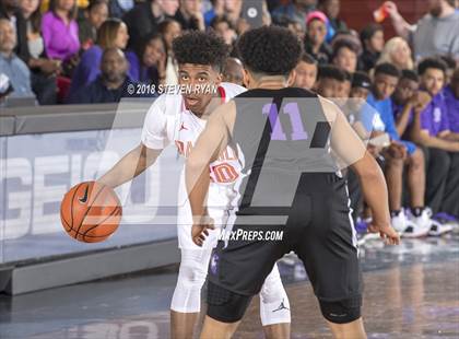Thumbnail 3 in Oak Hill Academy vs. Garfield (GEICO National Tournament Quarterfinal) photogallery.
