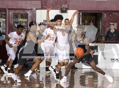 Thumbnail 2 in Oak Hill Academy vs. Garfield (GEICO National Tournament Quarterfinal) photogallery.