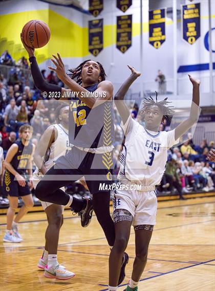 Thumbnail 1 in Belleville East @ O'Fallon (IHSA Class 4A Regional Championship) photogallery.
