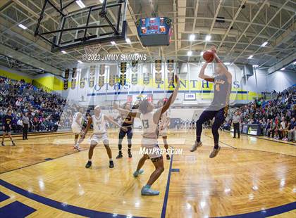 Thumbnail 2 in Belleville East @ O'Fallon (IHSA Class 4A Regional Championship) photogallery.
