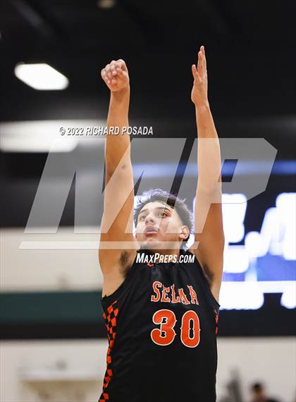 Thumbnail 2 in Selma @ Reedley photogallery.