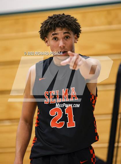 Thumbnail 3 in Selma @ Reedley photogallery.