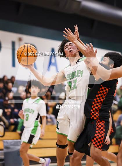 Thumbnail 2 in Selma @ Reedley photogallery.