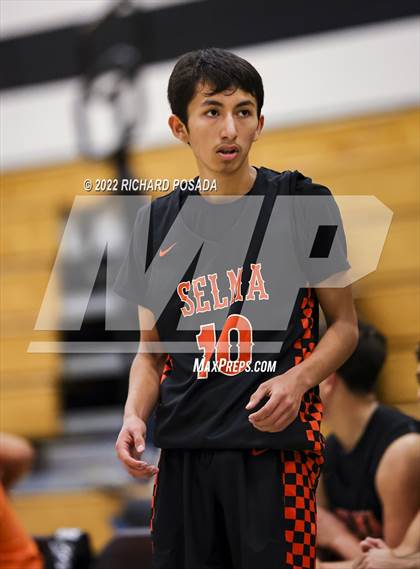 Thumbnail 2 in Selma @ Reedley photogallery.